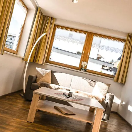 Apartment Schwarzer Adler Elbigenalp