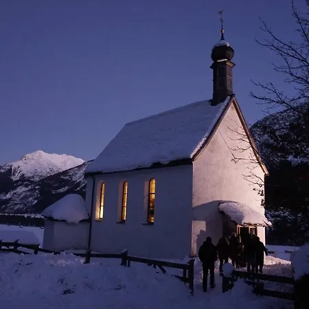 Schwarzer Adler * Elbigenalp