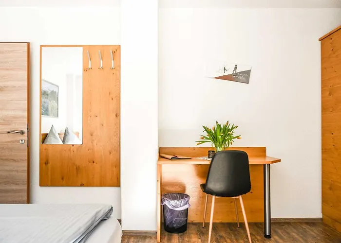 アパート Schwarzer Adler