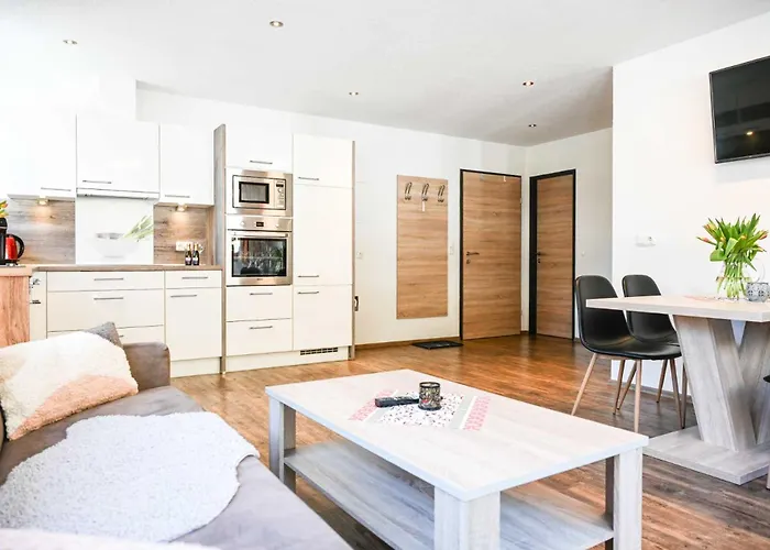 Schwarzer Adler * エルビゲンアップ