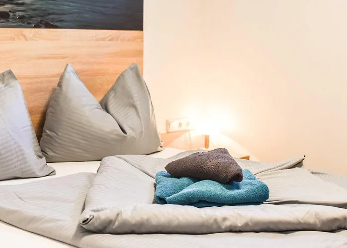 Schwarzer Adler アパート エルビゲンアップ