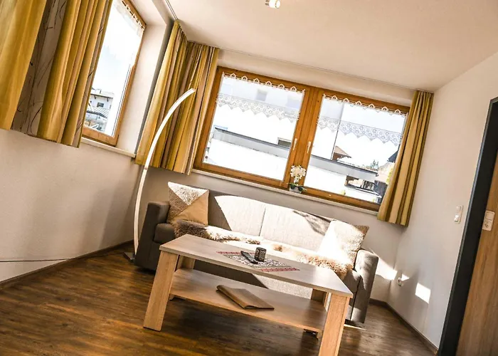 アパート Schwarzer Adler エルビゲンアップ