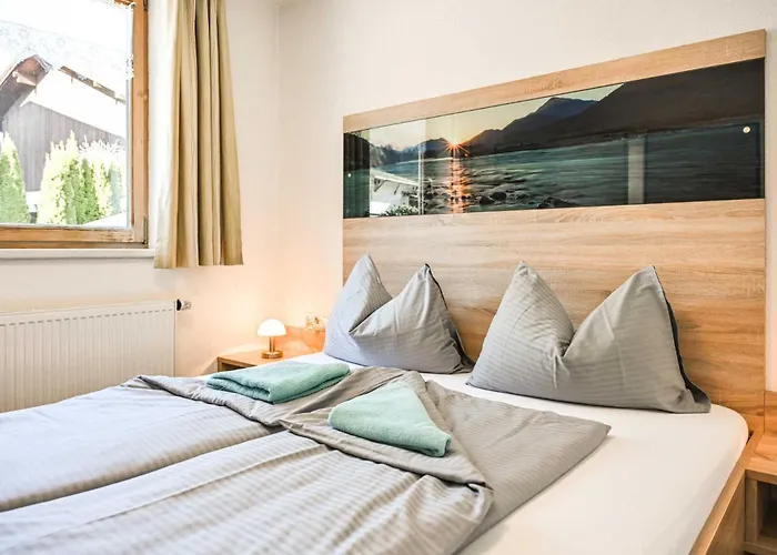 Schwarzer Adler アパート *