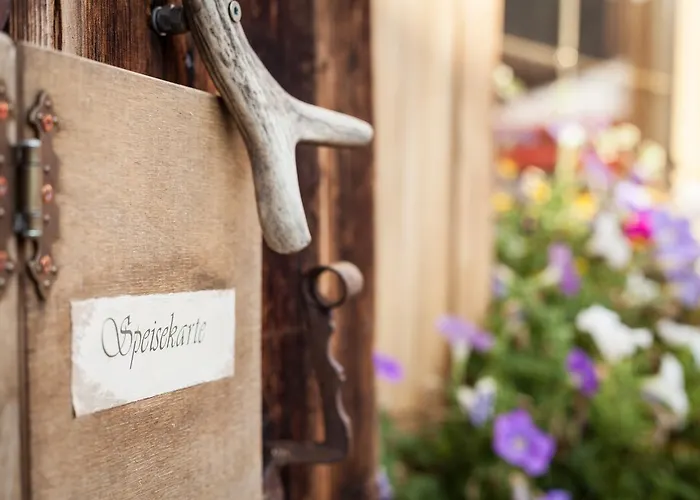 Schwarzer Adler アパート *